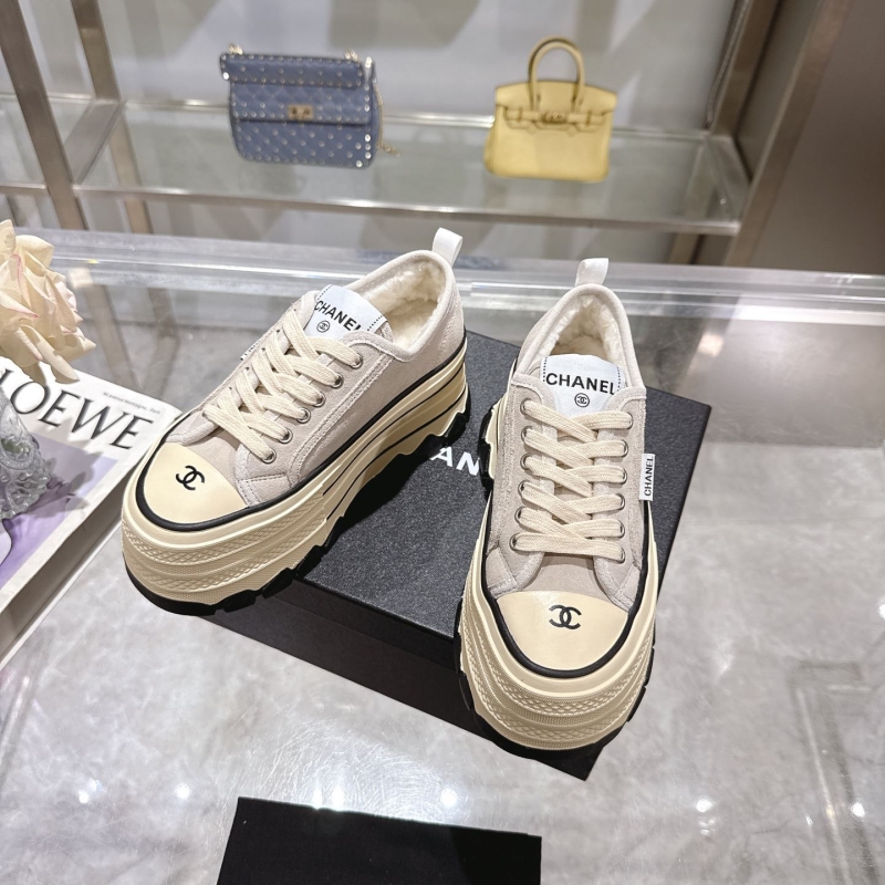 Ch**el sport shoes